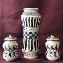 Carica l'immagine nel visualizzatore di Gallery, Albarello Jar Calendula
